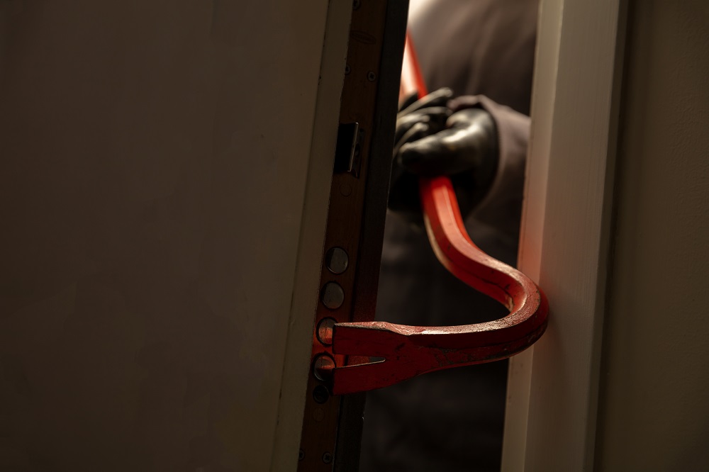 Okna antywłamaniowe – bezpieczeństwo we własnym domu